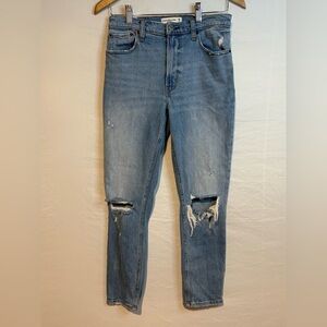 Abercrombie & Fitch Women’s The Skinny High Rise Jeans Size 26/2R